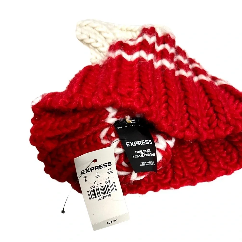 Express pom beanie